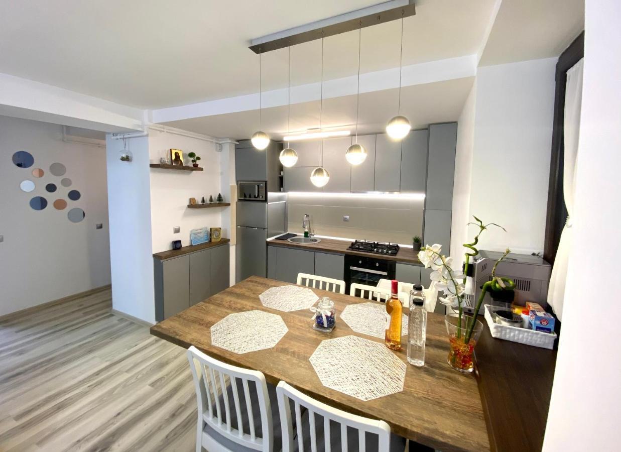 Perfect View Apartment Сіная Екстер'єр фото